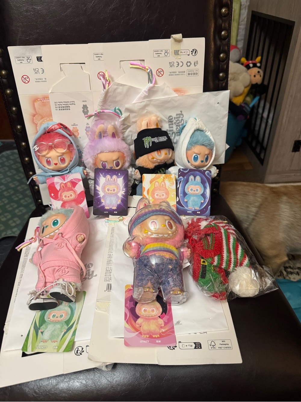 Labubu Big Into Energy set - Multicolor Collectible Set